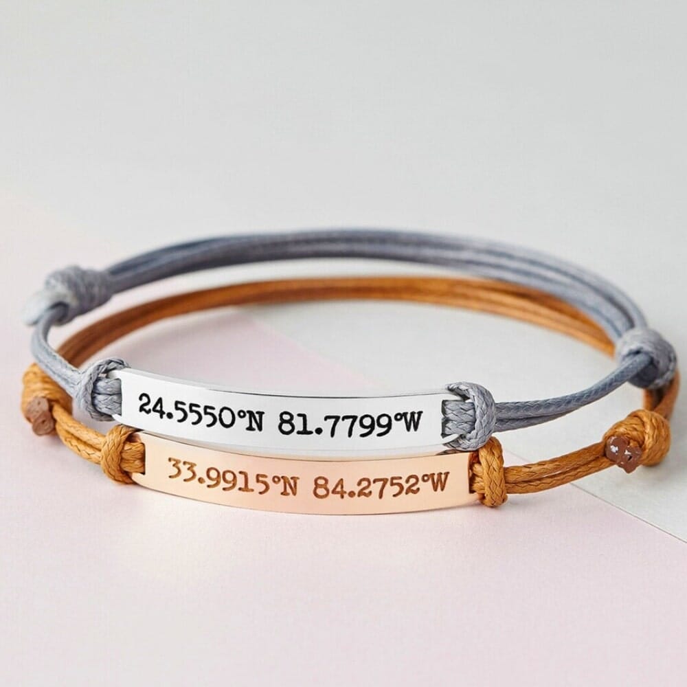 Dezentes Armband mit länglicher Gravur Bracelet Loanya Roségold Blau