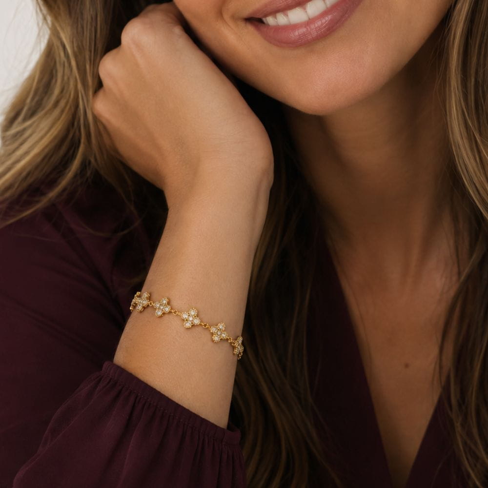 Kleeblatt Armband mit Zirkoniasteinen