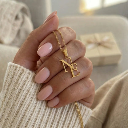 Personalisiertes Monogramm – Verschlungene Initialen Kette