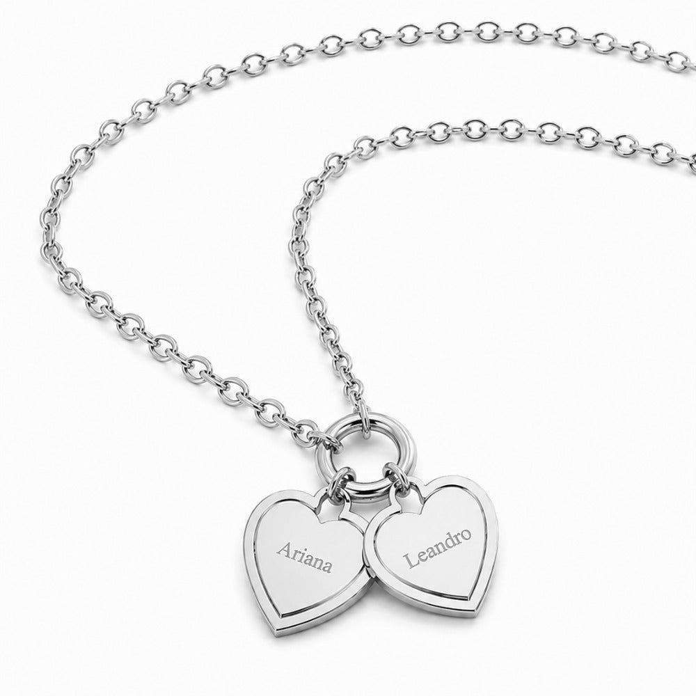 Halskette mit personalisierten Herzen