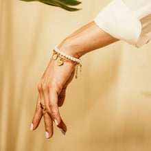 Lade das Bild in den Galerie-Viewer, Armband mit personalisierten Herzanhängern Bracelet Loanya 
