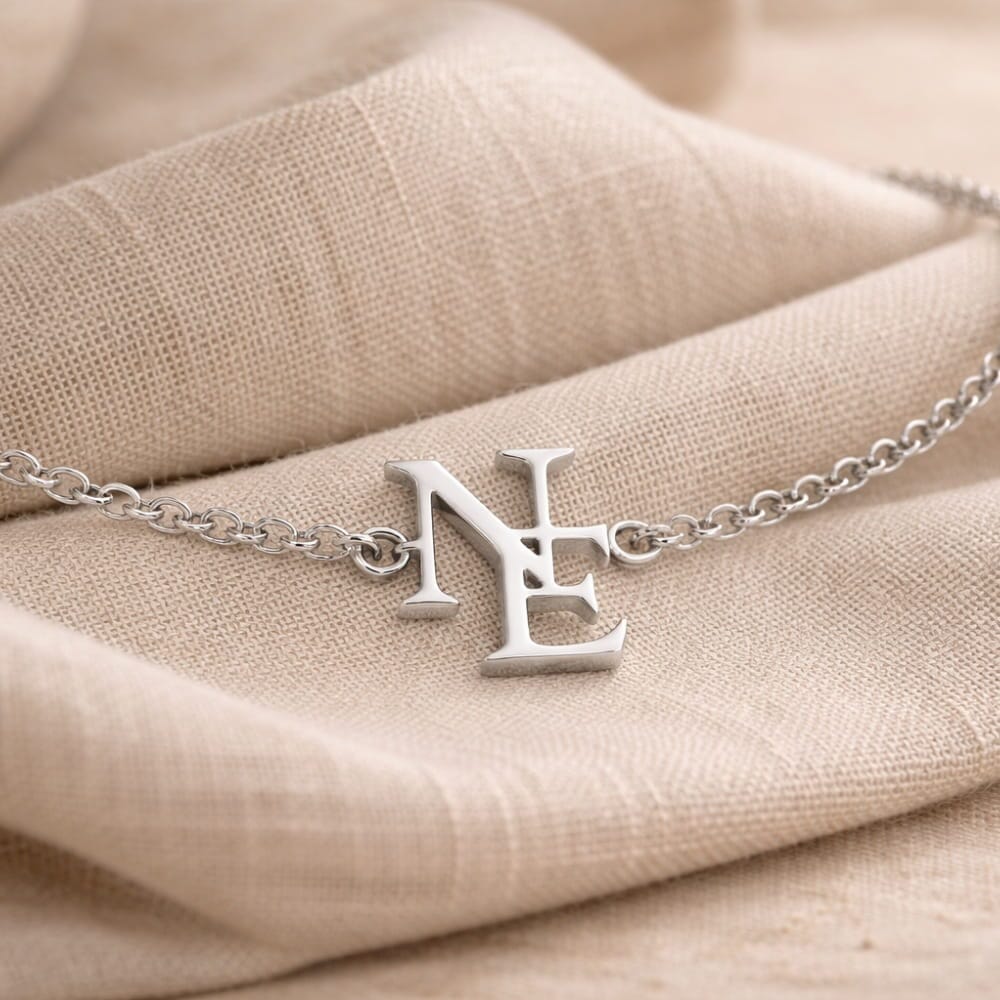 Personalisiertes Monogramm – Verschlungenes Initialen Armband Bracelet Loanya 